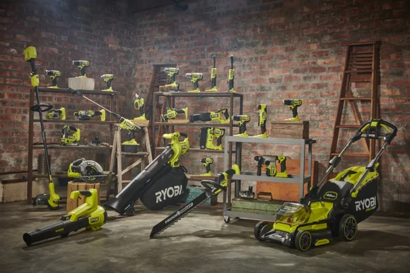 Eine Sammlung von verschiedenen Gartengeräten